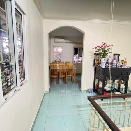 BÁN NHÀ -MẶT NGÕ-PHỐ HÀO NAM- 5 TẦNG – 4 NGỦ-NHÀ ĐẸP-Ở LUÔN-PHÁP LÝ CHUẨN