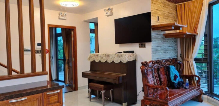 Nhà góc 2 mặt tiền Lê Văn Lương, 4 tầng, 13.3 tỷ, nội thất cao cấp