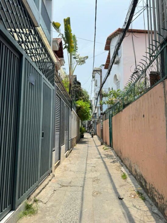 NHÀ BÌNH THẠNH GIÁ RẺ, NHÀ ĐƯỜNG LÊ QUANG ĐỊNH, NHÀ ĐẸP GẦN SÂN BAY, LIÊN HỆ EM XEM NHÀ 0763668658