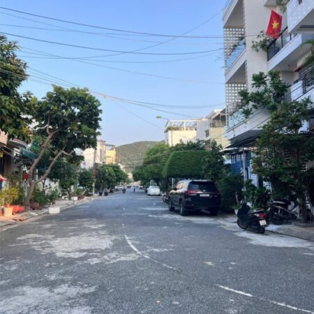 Chuyên Đất Đất Nền Nha Trang- Mua Đất Tặng Nhà LÔ GÓC Đường Lớn 16m- Giá 5,5 tỷ.