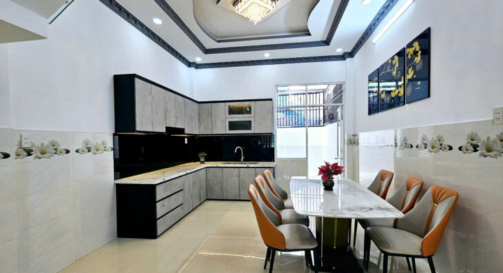 Nhà phố Huỳnh Tấn Phát, 4 tầng, 4x20m, nội thât mới, 5.4 tỷ