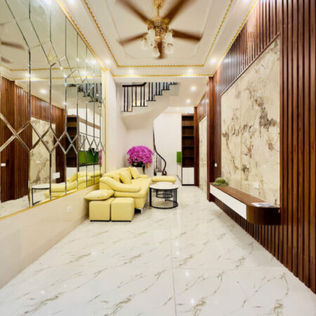 Bán Nhà 5 Tầng Phố Nam Dư gần ô tô – Giá Chỉ Hơn 5 Tỷ. Sổ đỏ chính chủ trao tay.