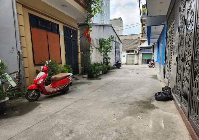 Bán đất Hồ Tùng Mậu 108m2-MT.7m, ô tô gần MP, giá 17tỷ