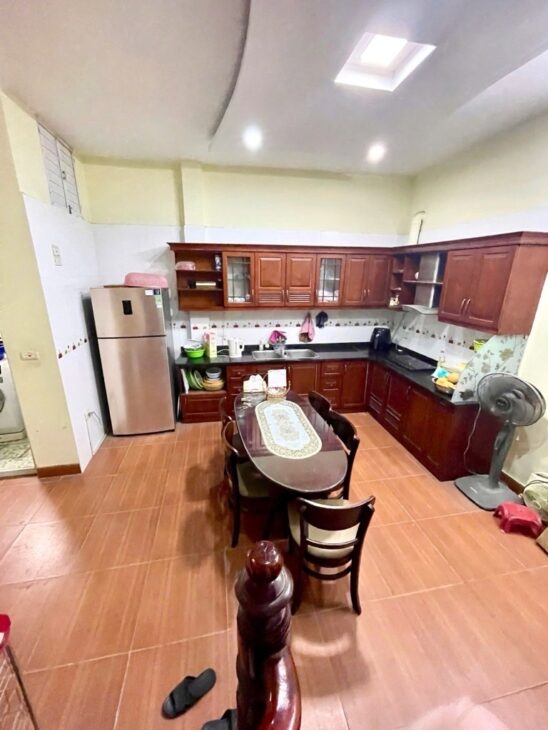 BÁN NHÀ -PHỐ HÀO NAM-6 TẦNG – LÔ GÓC-3 THOÁNG -PHÁP LÝ CHUẨN