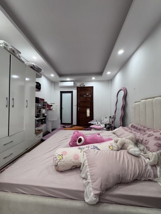 BÁN NHÀ -MẶT NGÕ-PHỐ HÀO NAM- BA GÁC ĐỖ CỬA – NỞ HẬU-Ở LUÔN-PHÁP LÝ CHUẨN