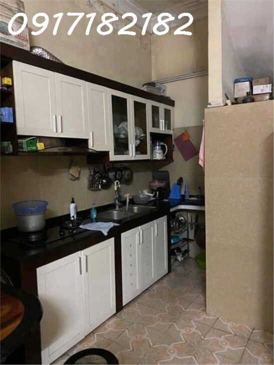 Bán nhà 3 tầng, 41m², 3PN, 3WC, Long Biên – 8.2 tỷ Hoặc: Nhà 3 tầng 41m² ngõ Bồ Đề, Long Biên, 8.2