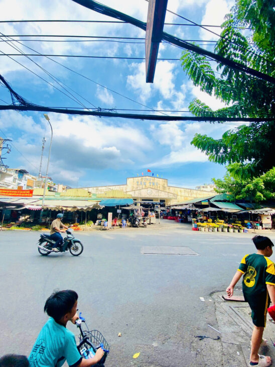 BÁN NHÀ GẦN CHỢ TÂN TRỤ 40m2 – 2 TẦNG BTCT – CHỈ 3 TỶ 650TL