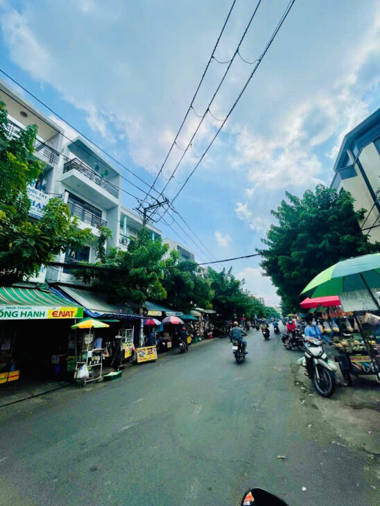 BÁN NHÀ GẦN CHỢ TÂN TRỤ 40m2 – 2 TẦNG BTCT – CHỈ 3 TỶ 650TL