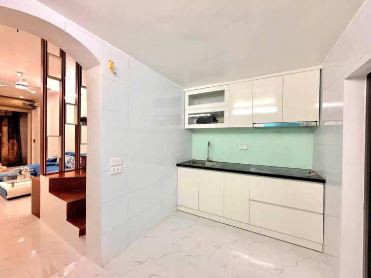 ????????ĐỐNG ĐA, NHÀ ĐẸP, GẦN HỒ, ĐƯỜNG TO THÔNG THOÁNG 4 NGỦ, KINH DOANH ????????