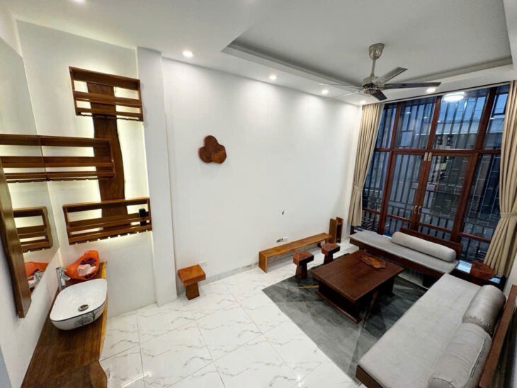 bán nhà Thanh Xuân 50m Khương Trung, gần phố, đi lại thuận tiện