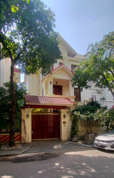 BÁN GẤP! Biệt thự đơn lập Trung Văn – 170m², 5 tầng, có hầm, V.hè ô tô tránh, giá 44 tỷ