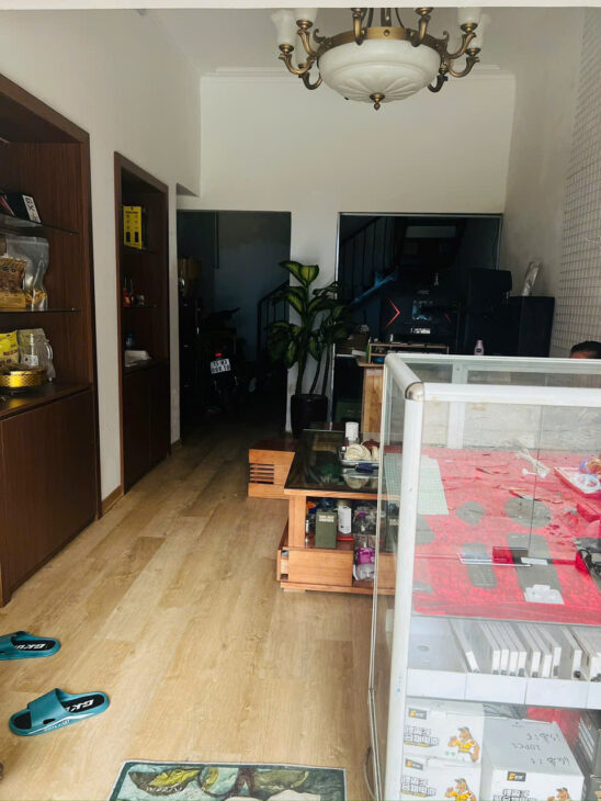bán đất mặt phố MINH KHAI-DƯƠNG VĂN BÉ, lô góc, mặt tiền 10m, siêu hiếm chỉ hơn 200 triệu/m, kd đỉnh