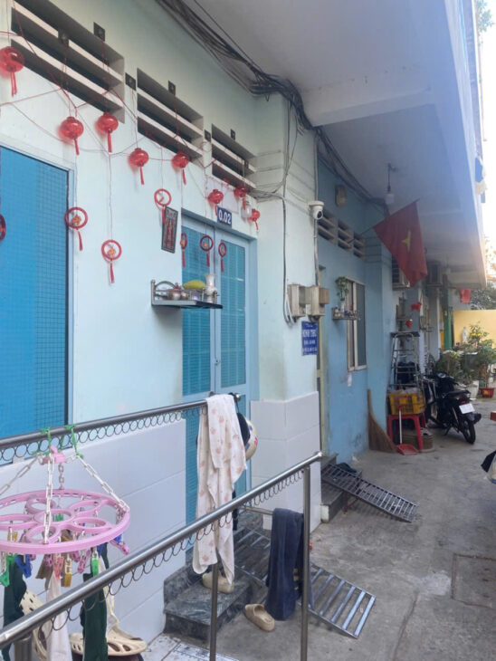 CHỦ GẤP BÁN, CHỈ 2.3 TỶ- [P5Q8], NHÀ 2 TẦNG ,DT 40M2 (4 X 10M) – HẺM PHẠM THẾ HIỂN.