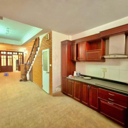 Nhà phố Nguyễn Văn Tuyết – Gia đình tự xây 5 tầng, MT 5,8m – Giá bán 11,5 tỷ có thương lượng