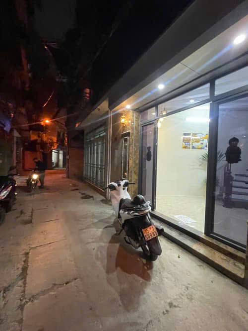 Kim Ngưu,Cực Hiếm, Ôtô đỗ cửa, Nhà Mới Xây, Full Nội Thất, 40/44m2, nhỉnh 10tỷ.