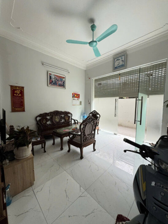 BÁN NHÀ TÂN MAI- HOÀNG MAI, 42 M2, MẶT TIỀN 4,3 M, GIÁ NHỈNH 12 TỶ.