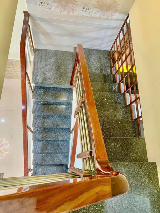 ► Nhà Trưng Nữ Vương, kiệt 2.5-3m khá thẳng, 37m2, 2 tầng 2 mê đúc cứng, xây ở tâm huyết, 2.55 tỷ