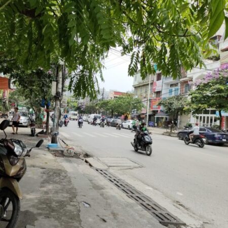 Bán gấp nhà kinh doanh ô tô Đô thị Ao Sào 114m/240m, 4 tầng, mặt tiền 20m, 65 tỷ.