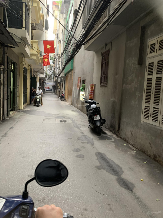 Bán nhà Kiến Hưng ô tô vào nhà 81m2 mặt tiền 4.5m giá chỉ 12 tỷ thoáng vĩnh viễn