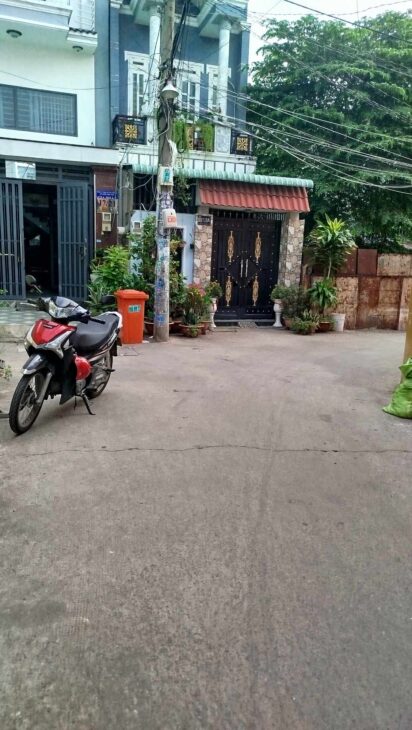 BÁN NHÀ – LÔ GÓC – HXH – 3 TẦNG HOÀN CÔNG CHUẨN – SÁT Đ. LÊ THỊ HÀ – TÂN XUÂN HÓC 45.2 M2 – GIÁ 2.6