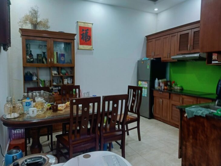 BÁN NHÀ HOÀNG QUỐC VIỆT, CẦU GIẤY 45M, 4T, MT 4M, Ô TÔ TRÁNH, 10 RA MẶT PHỐ, 15 TỶ. 093765883