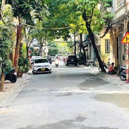 BÁN NHÀ XUÂN LA, TÂY HỒ, 70M, 5T, MT 4.5M, VỈA HÈ, OTO TRÁNH, KD ĐA DẠNG, 22 TY. 0937651883.