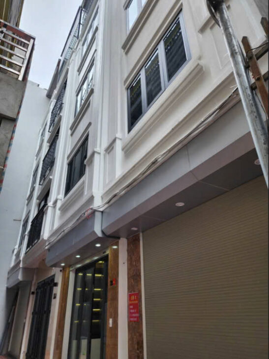 BÁN NHÀ MỚI KOONG ĐỊNH CÔNG, VÀI BƯỚC CHÂN RA PHỐ 38M x 5T GIÁ 8,6 TỶ (CÓ THƯƠNG LƯỢNG)