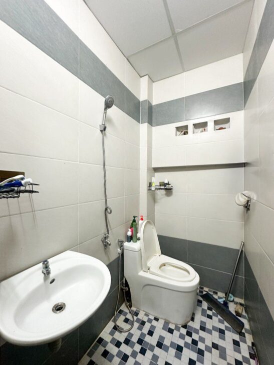 LÊ QUANG ĐỊNH P5 BÌNH THẠNH – 24m2 – 2 TẦNG – HXH cách 50M – THÔNG TRẦN BÌNH TRỌNG – chỉ 3.3 TỶ TL