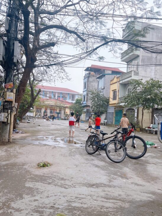 Bán nhà: Tựu Liệt, 34m2, 5 tầng, oto đỗ cửa, cạnh chợ, trường học. Nhỉnh 6 tỷ chút