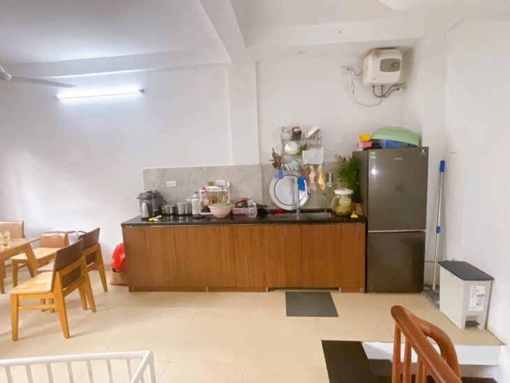 Bán nhà: Tựu Liệt, 34m2, 5 tầng, oto đỗ cửa, cạnh chợ, trường học. Nhỉnh 6 tỷ chút