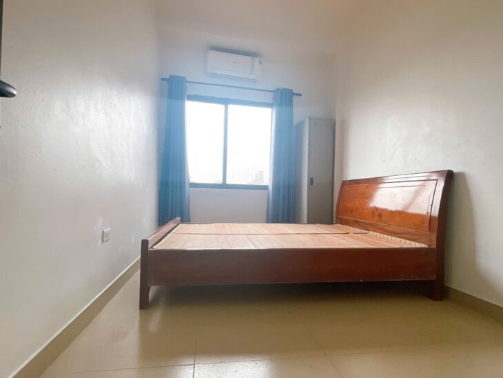 Bán Nhà: Mặt bờ sông Tựu Liệt, 35m2, 2 tầng, oto tránh, kinh doanh. HƠN 6 TỶ