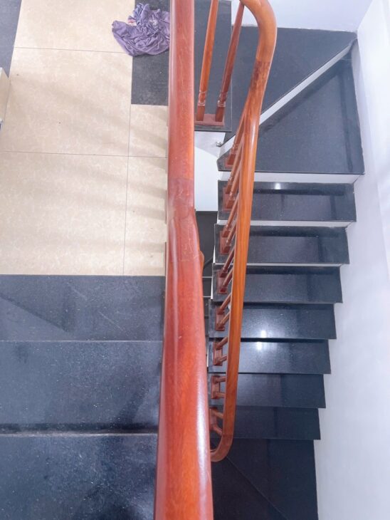 Bán nhà: Tựu Liệt, 34m2, 5 tầng, oto đỗ cửa, cạnh chợ, trường học. Nhỉnh 6 tỷ chút