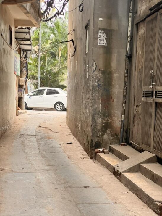 TRUNG TÂM XUÂN LA 30M 4 TẦNG 6,6 TỶ