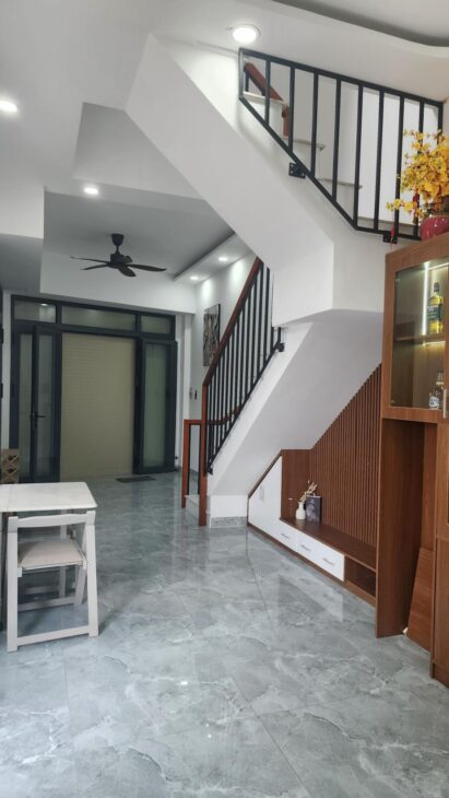 Bán nhà mặt phố Q12, 40m2, 4 tầng, 3PN, 5.4 tỷ – Cơ hội đầu tư sinh lời