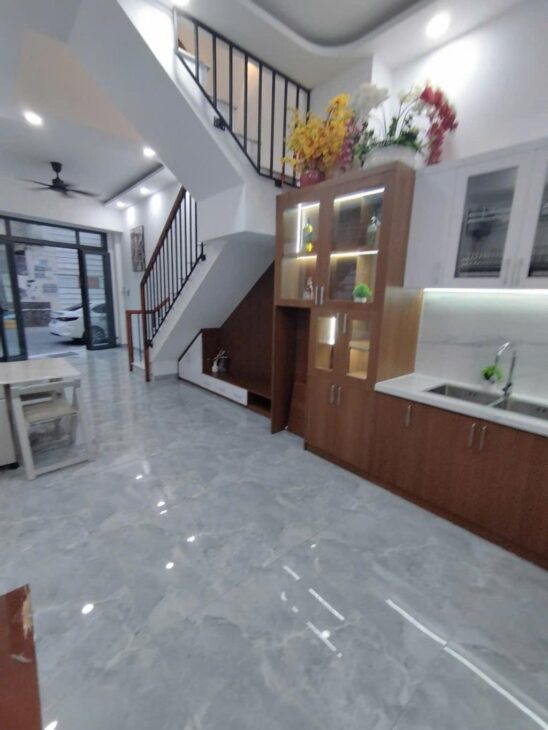 Bán nhà mặt phố Q12, 40m2, 4 tầng, 3PN, 5.4 tỷ – Cơ hội đầu tư sinh lời