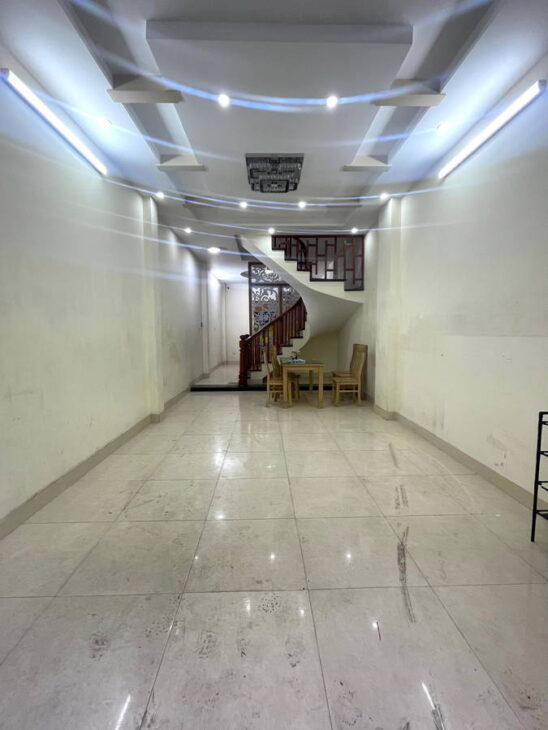 BÁN NHÀ PHÂN LÔ VIP CẦU GIẤY – MẶT NGÕ Ô TÔ THÔNG – KINH DOANH – 2 THOÁNG – ĐẦY ĐỦ TIỆN ÍCH