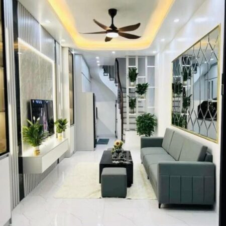 Chính chủ bán nhà phố Khương Đình – 44m² – Giá 6,4 tỷ – Ở ngay