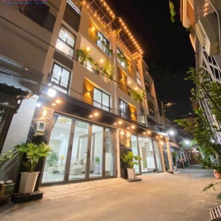 Nhà Mới 5 Tầng, Thang Máy (5x10m). Đối diện Emart 2 Phan Huy Ích, Giá 7.19 tỷ