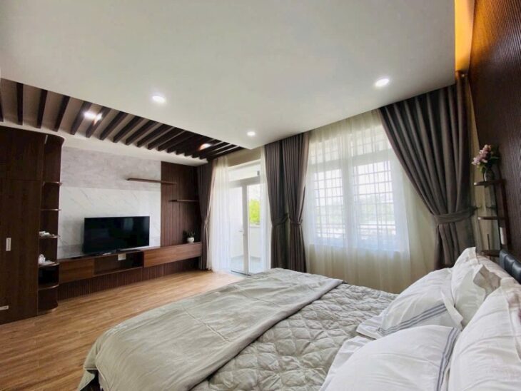 Bán nhà 4 tầng, 95m², 4PN, 5WC, Q.9, 13.4 tỷ, sổ hồng