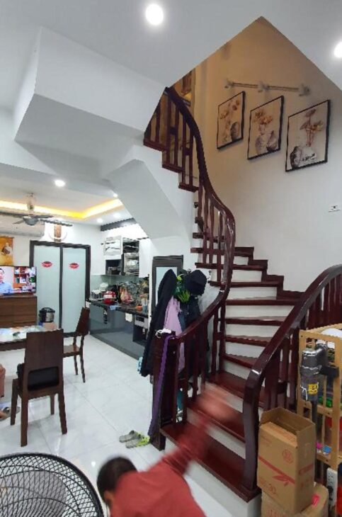 396- BÁN NHÀ THANH LIỆT, THANH TRÌ, VÀI BƯỚC Ô TÔ- TRƯỚC NHÀ 2,5M, MT 5M X 5T, 38M2, 7.9 TỶ(CTL)