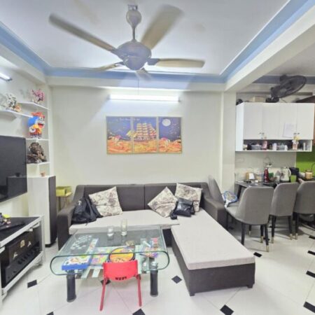 Bán Nhà Bằng Liệt, Hoàng Mai, gần ô tô, gần phố, 3 thoáng, 31m2, 6.55 tỷ (CTL)