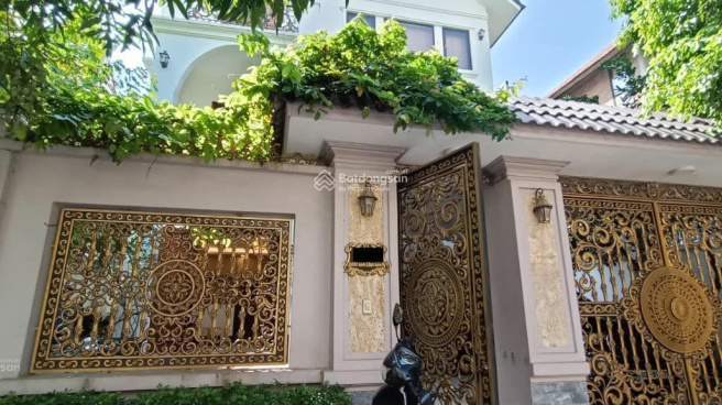 Siêu phẩm biệt thự liền kề Pháp Vân Trần Thủ Độ 350m2, giá mềm