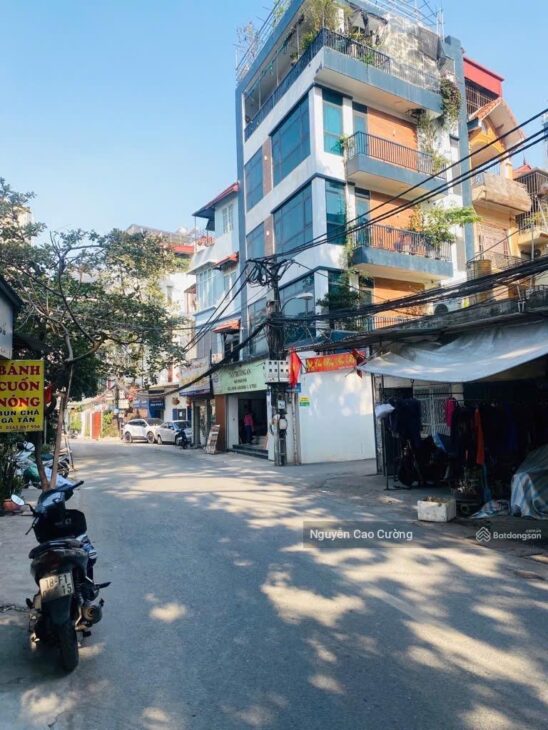 Mặt phố Thanh Bình, 84m2, ô tô tránh , kinh doanh, 19 tỷ