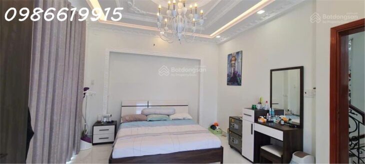 Q7 NHÀ LÔ GÓC – GẦN NGUYỄN LƯƠNG BẰNG – Ô TÔ NGỦ NHÀ – 90M2 – NHỈNH 11 TỶ
