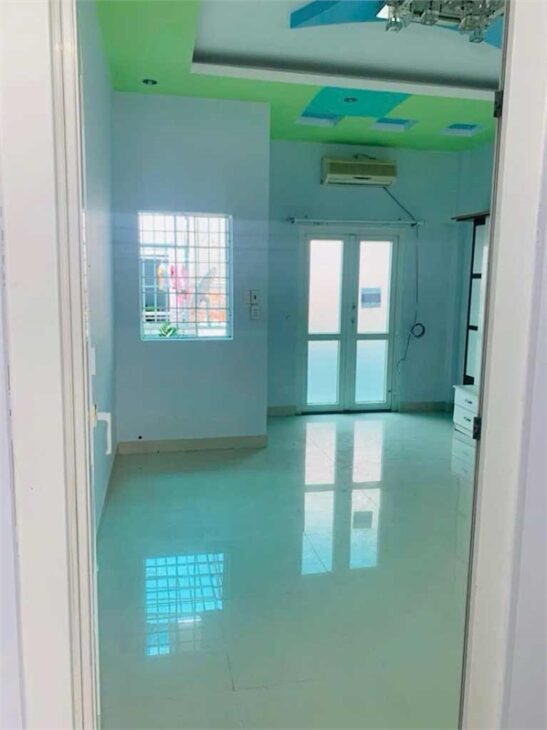 NHÀ ĐẸP LONG LANHCÁCH MT ĐƯỜNG SỐ 10M -60M2