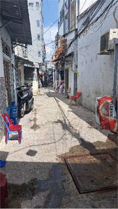 NHÀ ĐẸP LONG LANHCÁCH MT ĐƯỜNG SỐ 10M -60M2