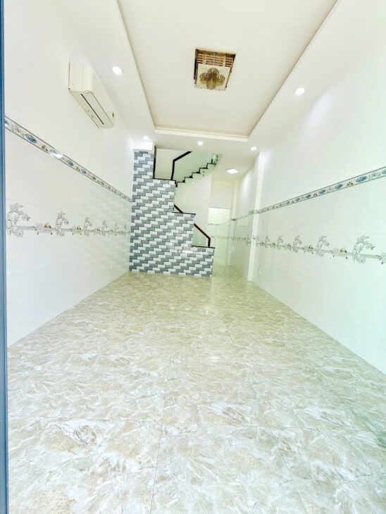 Bán nhà 4 tầng, SHHC, Trần Bình Trọng P1.Q10