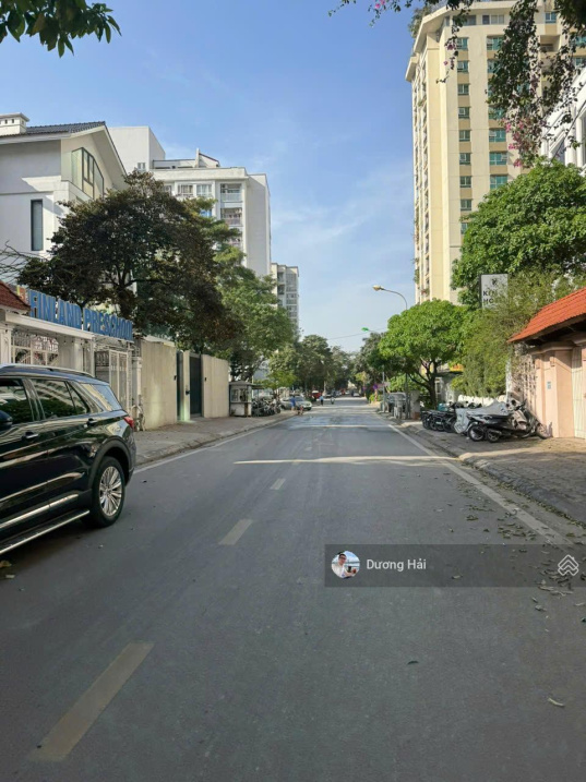 Bán nhà Phân Lô Lạc Long Quân – Tây Hồ 102m – MT 8m Ô Tô Nhà Đẹp Ở Sướng Gần Hồ Tây