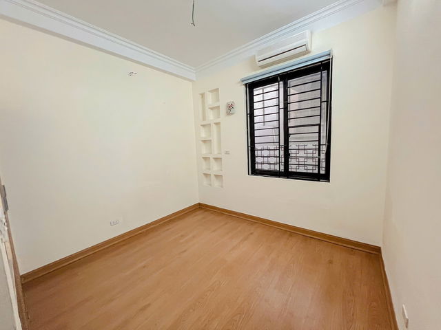 Cho thuê nhà phân lô phố Trần Điền, Hoàng Mai, 75m2,4T,ôtô tránh,KD-VP