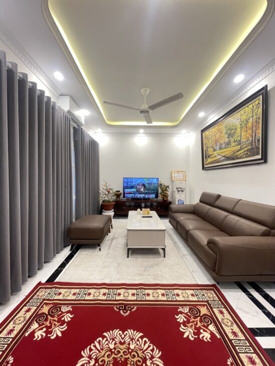 Bán Nhà 6 Tầng Mới Xây Gần Vinhomes Riverside – Long Biên – Chỉ 6,4 Tỷ